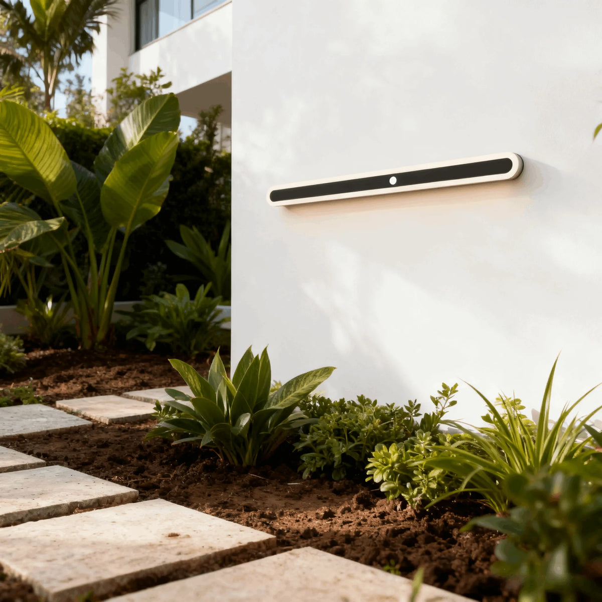 Nuvlight Modern Linear Outdoor Wall Lamp – Sensor Light for Indoor/Outdoor