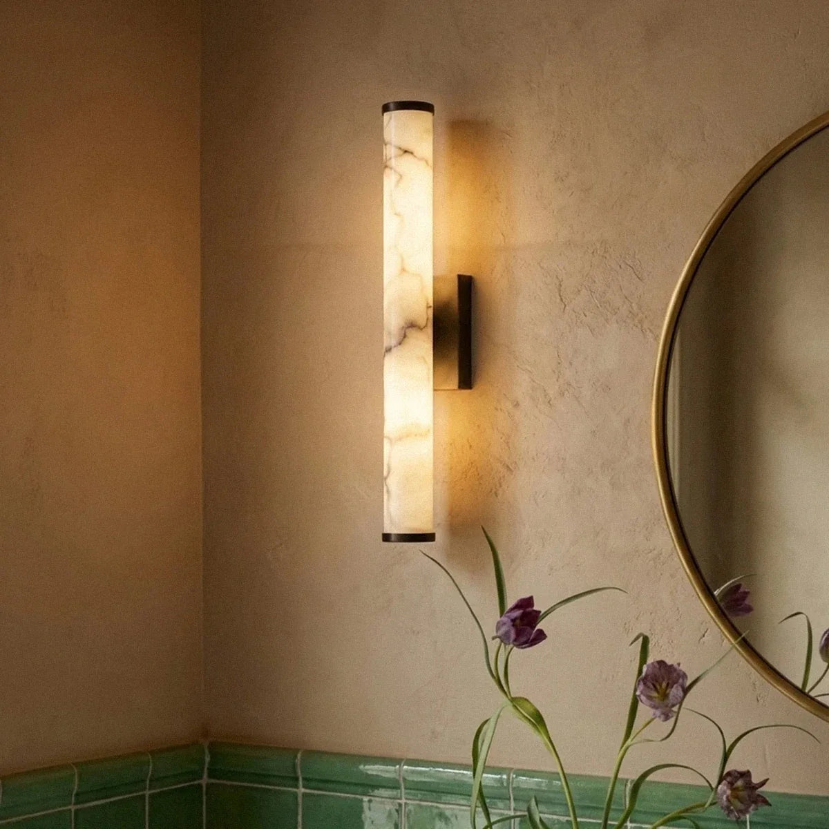 Nuvlight Falynis Alabaster Wall Lamp