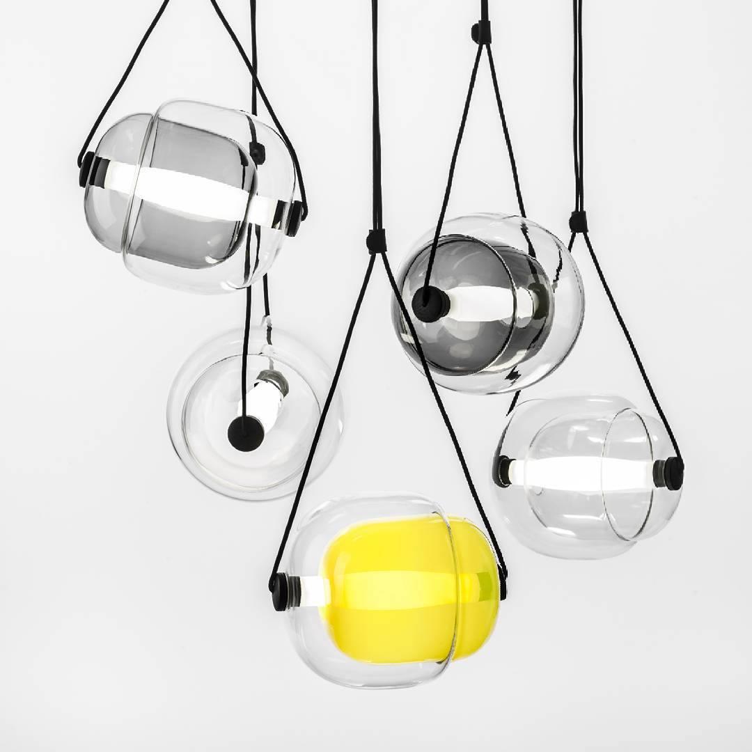 Cello Hand-Blown Glass Pendant Light - Elegant Pear-Shaped Hanging Lamp for Kitchen & Dining Room
