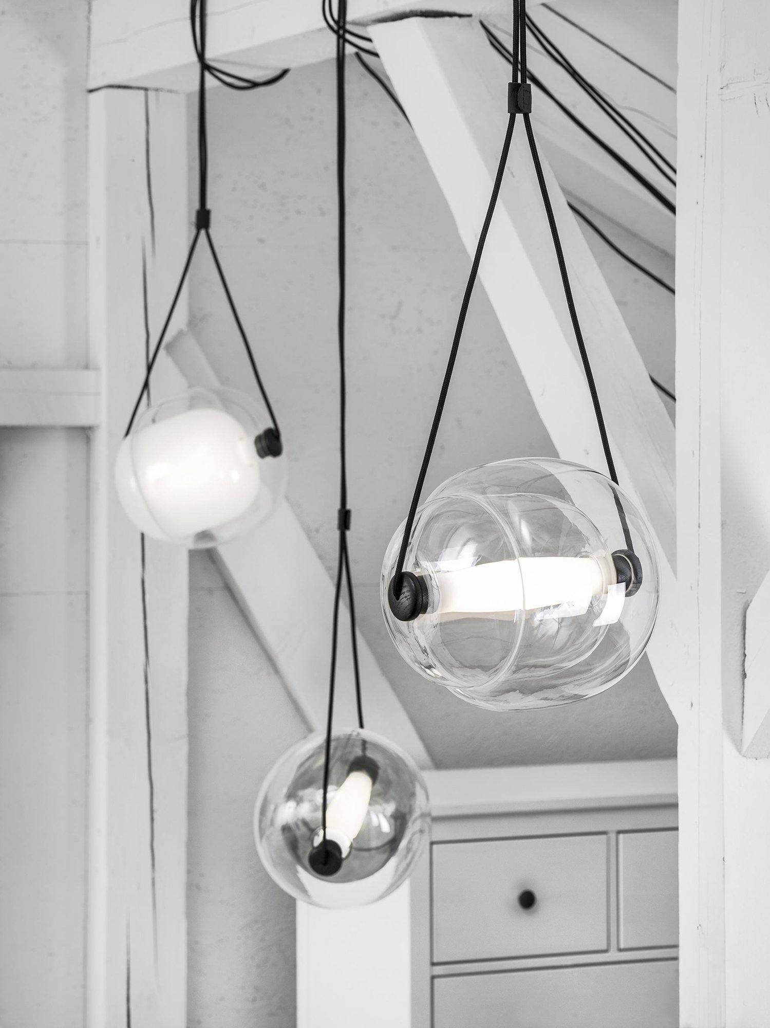 Cello Hand-Blown Glass Pendant Light - Elegant Pear-Shaped Hanging Lamp for Kitchen & Dining Room