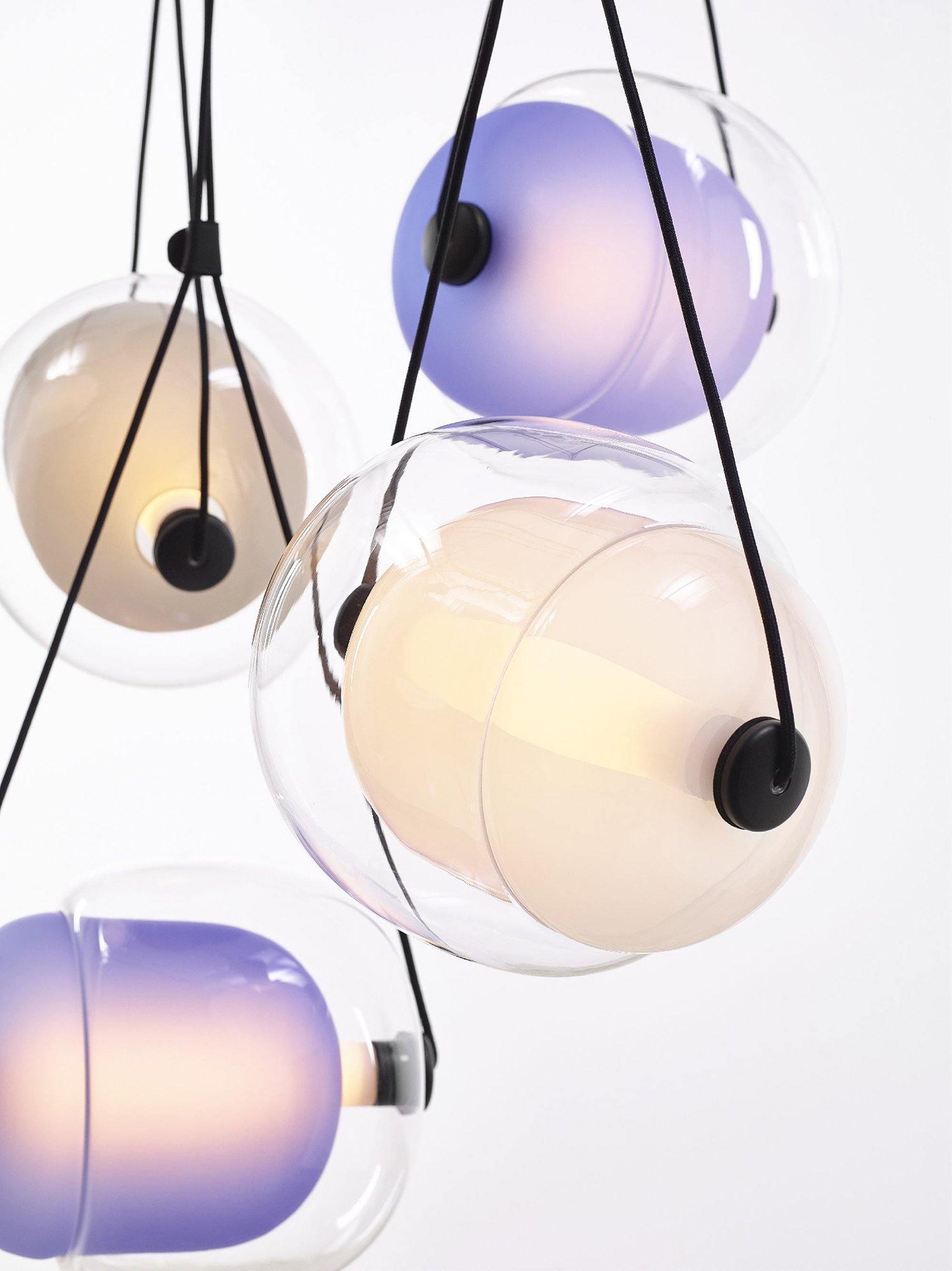 Cello Hand-Blown Glass Pendant Light - Elegant Pear-Shaped Hanging Lamp for Kitchen & Dining Room