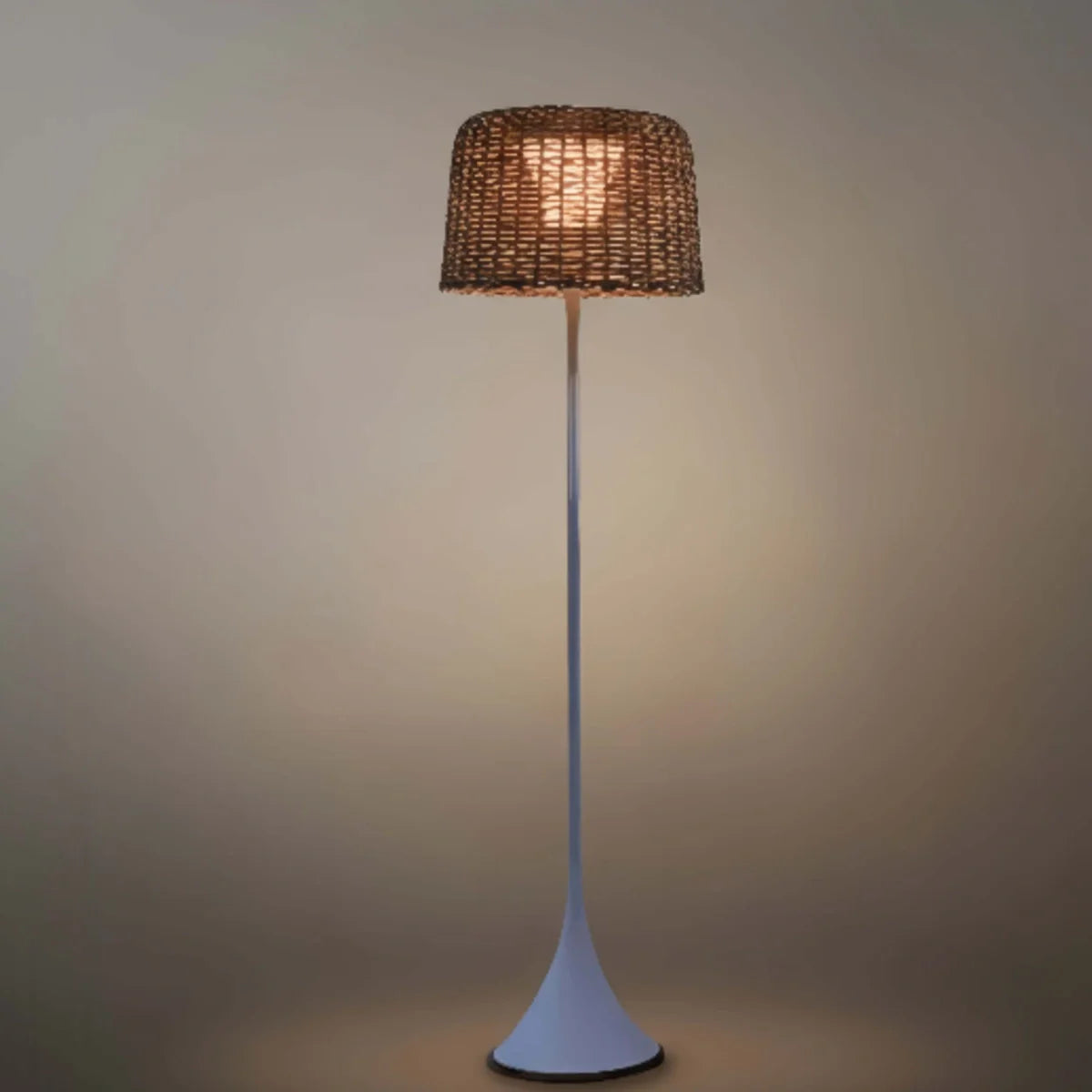 Nuvlight Vintage Rattan Solar Outdoor Floor Lamp – Black Metal Hooded Terrace
