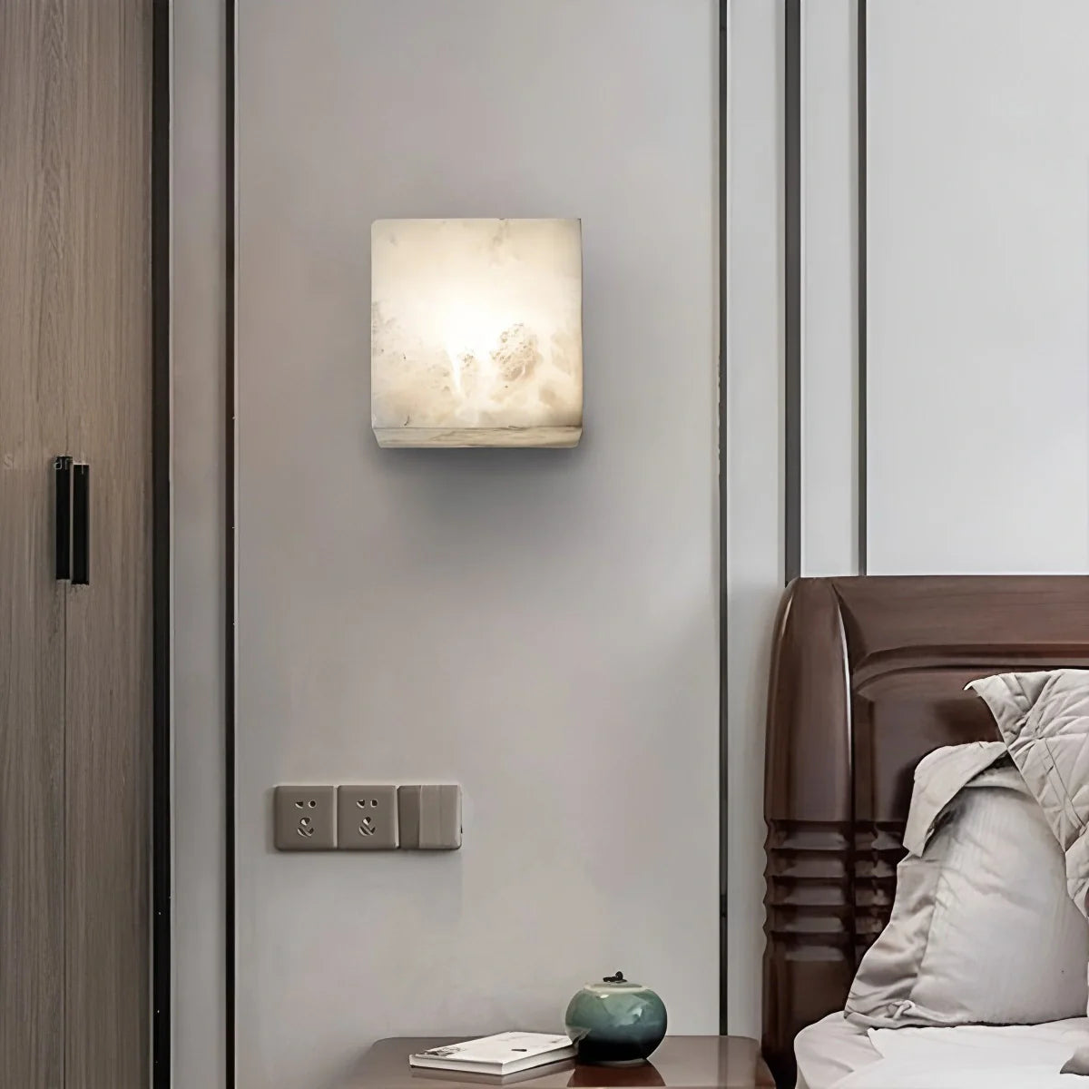 Modern Square Alabaster Sconce - Luxury Spanish Stone Cube Wall Light for Living Room