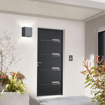 Arcato Modern Outdoor Wall Light - Metal Design in Black/White/Grey for Corridor