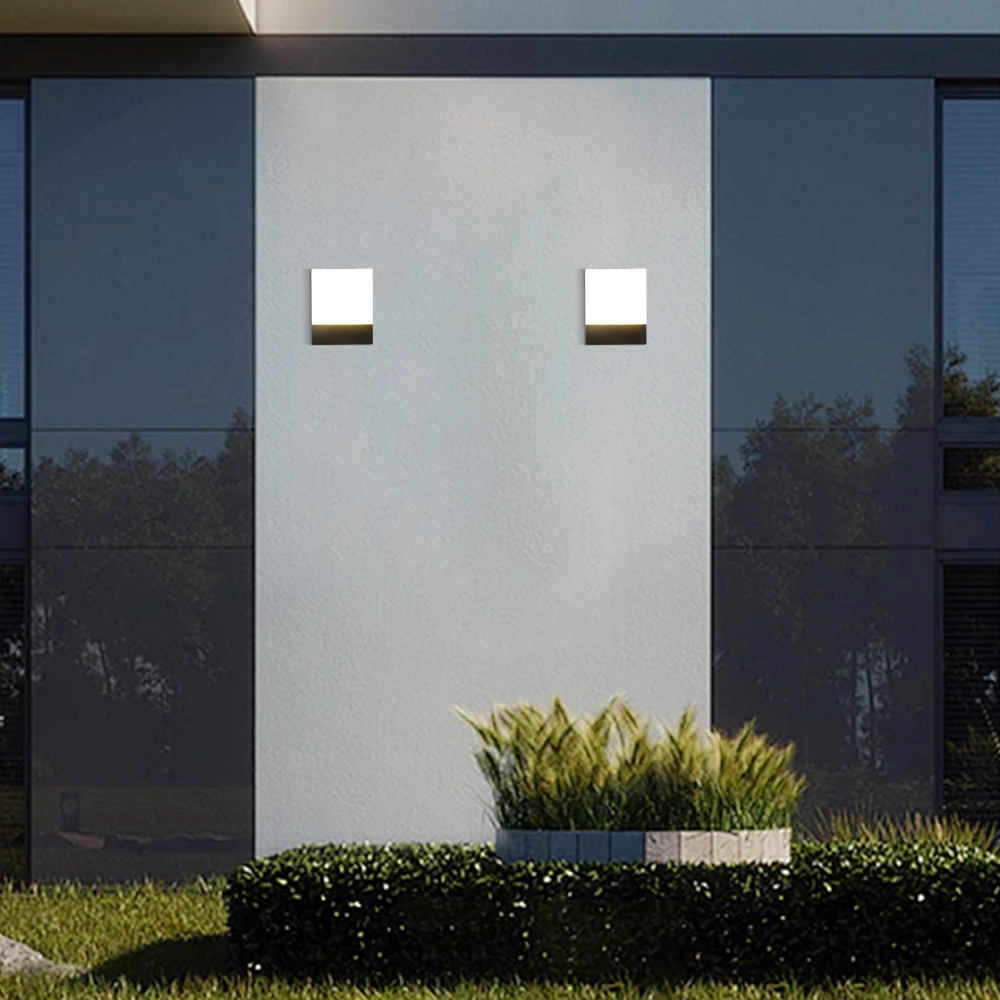 Arcato Modern Outdoor Wall Lamp --Metal/Acrylic Square Design for Garden