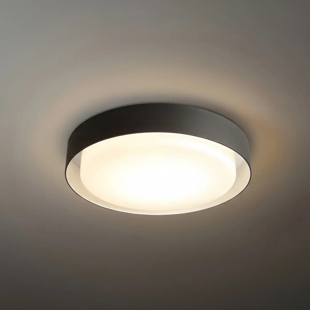 Nuvlight_Ceiling_Lights_Metal_Acrylic_Round_Outdoor
