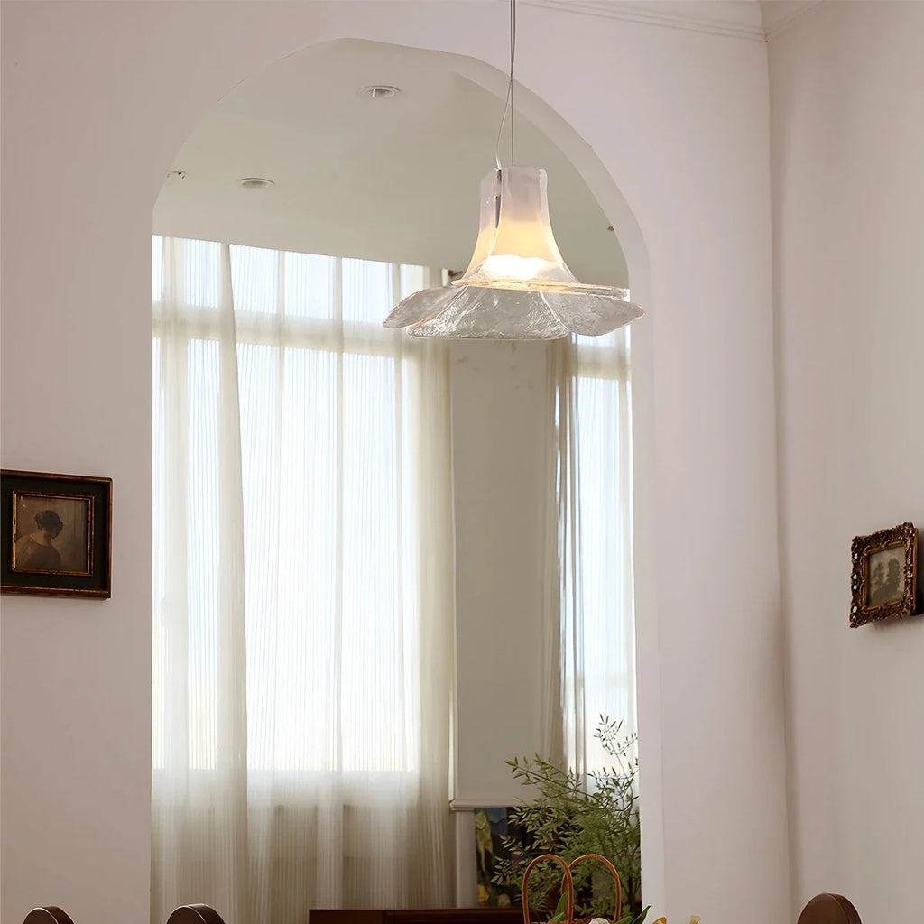 Murano Gradient Glass Pendant - Hand-Blown Petal Chandelier with Ombre Artistic Glow for Dining Room