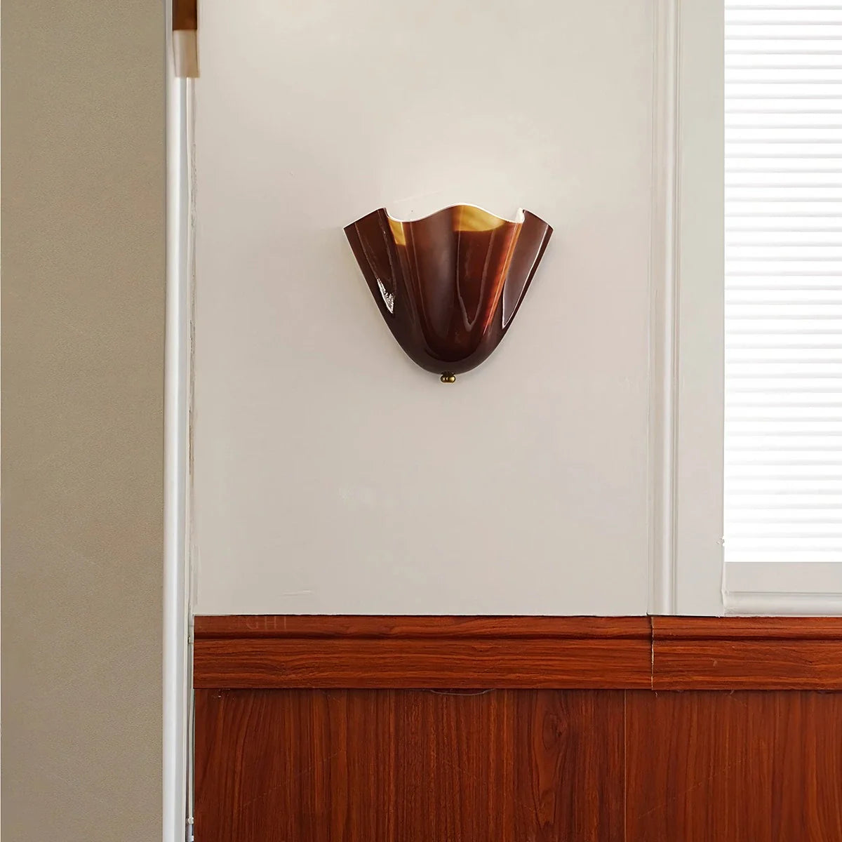 Vintage Flower Sconce - Tiffany Style Floral Colored Glass Wall Lamp for Bedside & Vanity