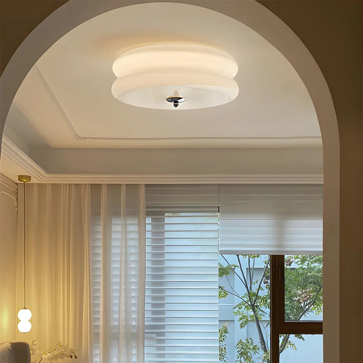 Art Deco Vintage Ceiling Light - Glamorous Glass & Brass Flush Mount for Bedroom