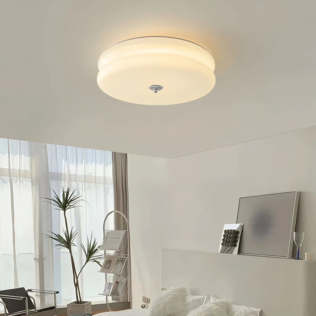 Art Deco Vintage Ceiling Light - Glamorous Glass & Brass Flush Mount for Bedroom