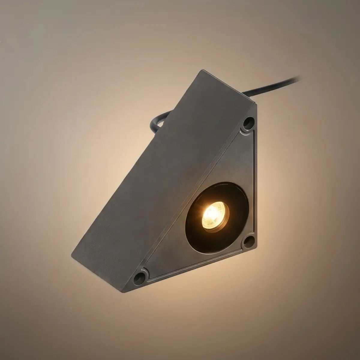 Nuvlight _Motion_Sensor_Deck_Lamp