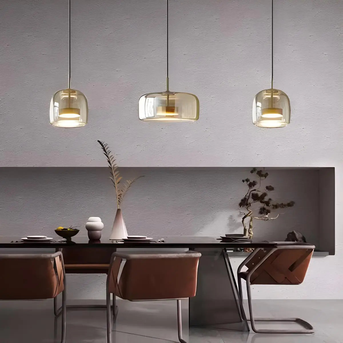 Modern Artisan Glass Pendant - Elegant Hand-Blown Globe Hanging Light for Dining Room