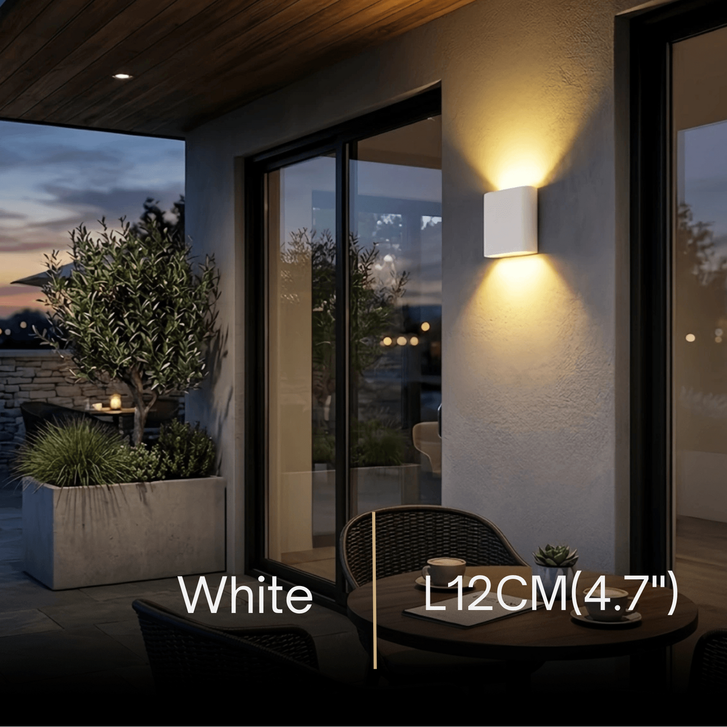 Irondale Minimalist Rectangular Outdoor Wall Lamp - Black Metal for Patio