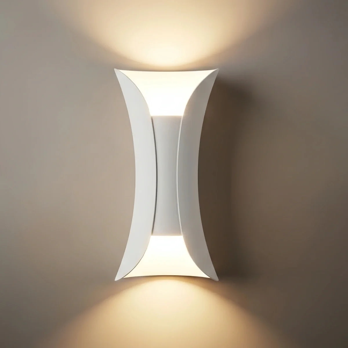 Irondale Modern Curved LED Outdoor Wall Sconce – Wall-Mounted Fixture for Courtyard/Patio