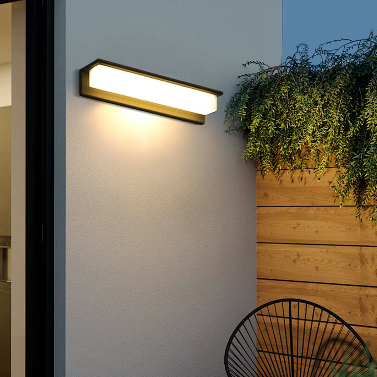 Arcato Modern Outdoor Wall Lamp - Black Metal & Acrylic Rectangular Design for Garden